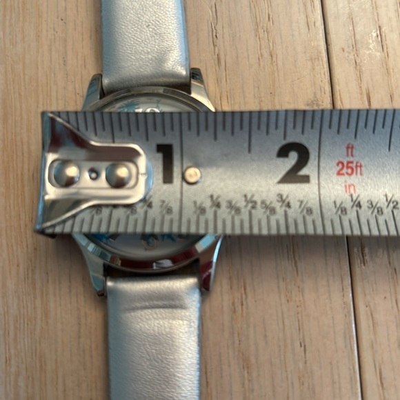 Pair of Christmas/winter watches - Picture 5 of 5